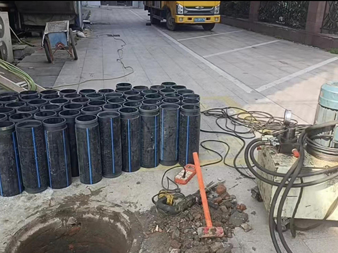 长垣PE置换管厂家 DN315置换管 非开挖管短管置换